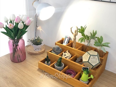Kệ gỗ trang trí 3 tầng 12 ngăn 2 cách dùng KE-ĐB-01