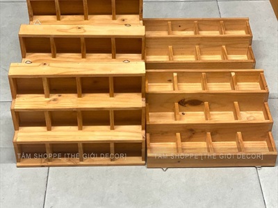Kệ gỗ trang trí 3 tầng 12 ngăn 2 cách dùng KE-ĐB-01