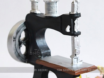 Mô hình bàn máy may cổ điển Composite để bàn MHVT-BMM-02