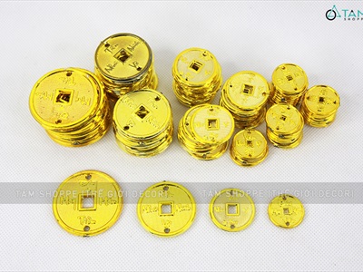 Mô hình đồng tiền vàng nhựa trang trí Tết nhiều cỡ DONGTIEN-01