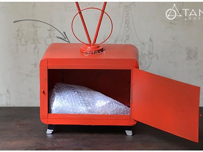 Mô hình ti vi cổ điển màu đỏ ăng ten tròn cao 36cm (Chưa tính cần) MHVT-TV-02