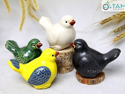 Tượng chim sẻ gốm đuôi xòe mỏ đỏ nhiều màu TCV-CHIM-01