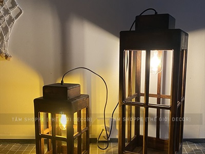 Đèn gỗ nhà trụ 4 cửa hình chữ nhật đứng [Tặng bóng đèn - Gỗ đẹp] DENGO-01