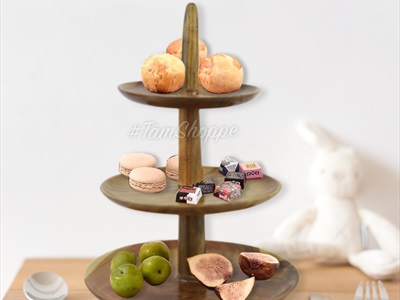 Kệ bánh 3 tầng gỗ dĩa tròn có chóp KEBANH-01