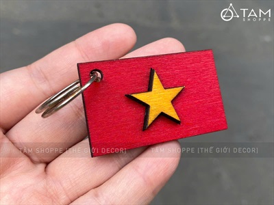 Móc khoá gỗ hình lá cờ Việt Nam [Mộc mạc - Sáng đẹp] MOCKHOA-01