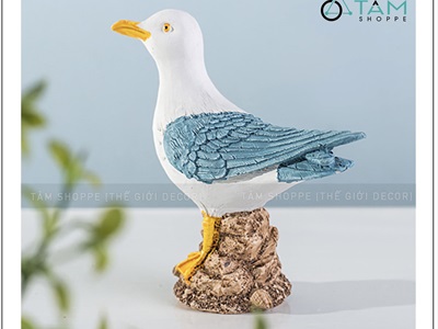 Tượng chim hải âu cánh xanh đứng trên đá [Composite - 2 màu] TCV-HAIAU-02