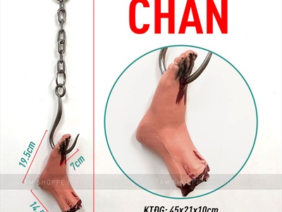 Mô hình tay chân máu móc xích treo kinh dị DTR-HLW-02