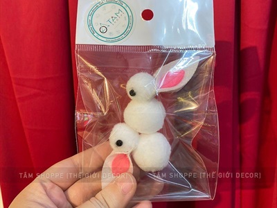 Set 02 con thỏ bông tai hồng handmade gắn lồng đèn TCV-THO-02