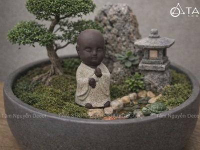 Tượng chú tiểu gốm nâu mini [Trầm ấm/ Cao 8cm] CHUTIEU-06